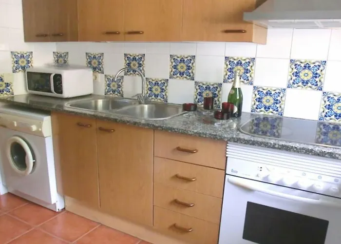 In Girona 4 Bedrooms 0310 Semesterbostad Lloret de Mar