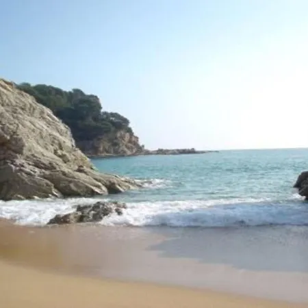 In Girona 4 Bedrooms 0310 *